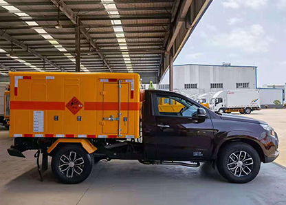 赛罕民用爆破器材运输车如何防静电？